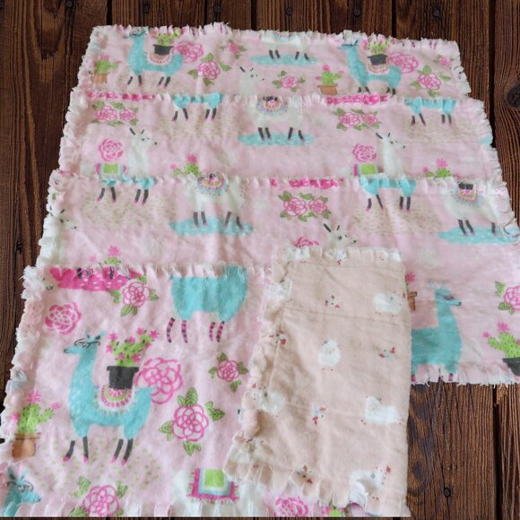 Burp Cloth, Flannel Rag Quilt Style, Reversible Llamas and Sheep, Set of 4 - Picture 10 of 11